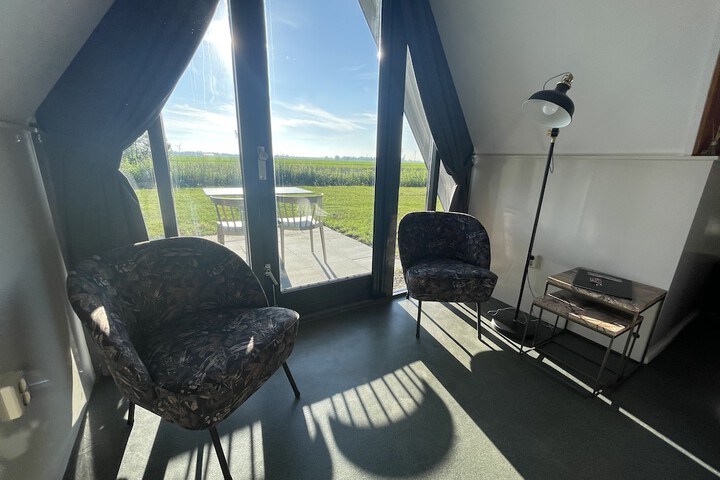 Room 2 of 26