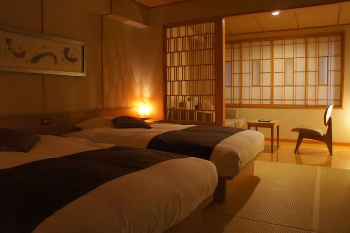Room 13 of 44
