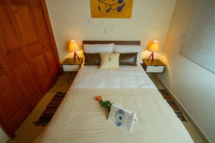 Room 9 of 30