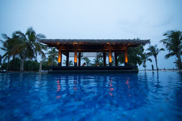 Pool 63 of 75