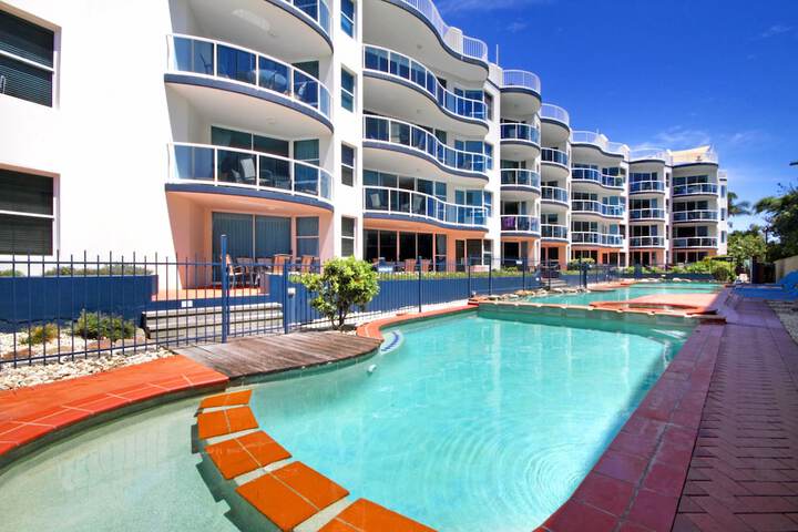 Pool 110 of 134