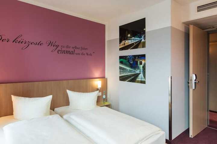 Room 7 of 29