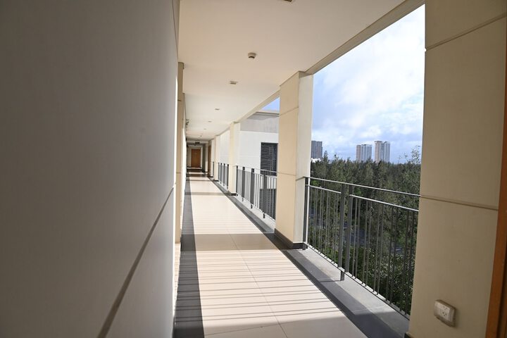 Room 80 of 246