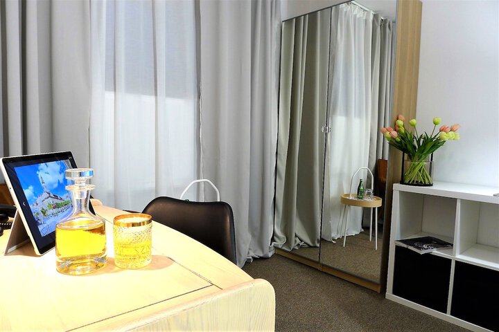 Room 25 of 73