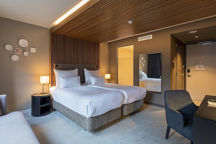 Room 27 of 89