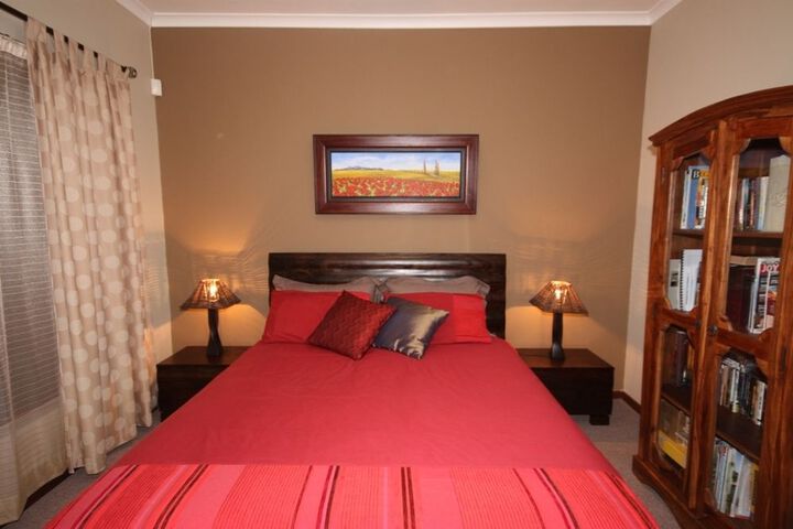 Room 5 of 13