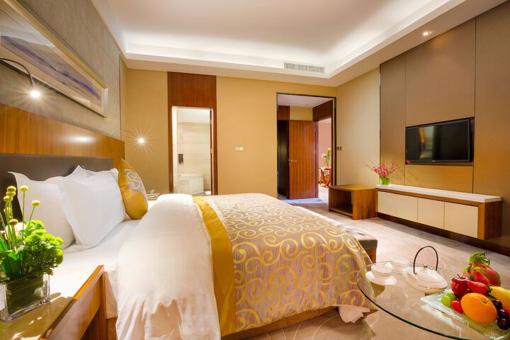 Room 4 of 39