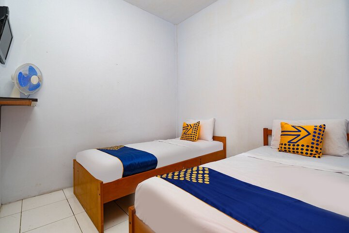Room 25 of 44