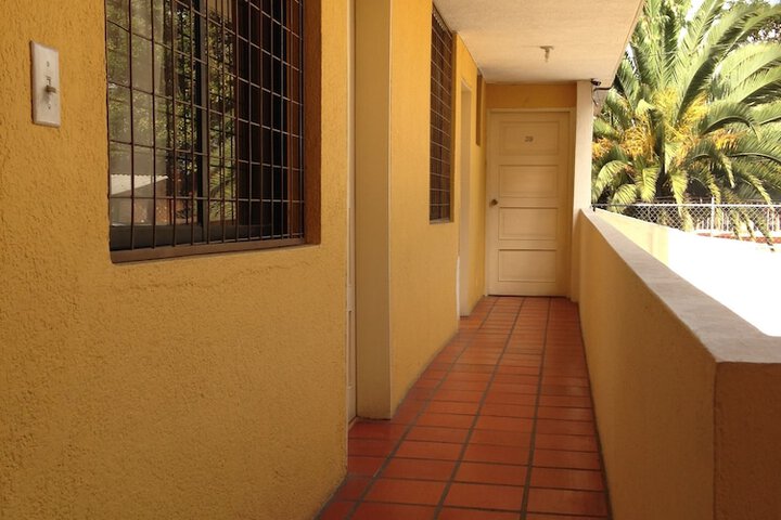 Hotel Entry