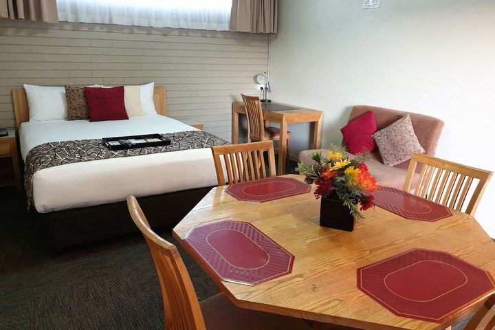 Room 14 of 63