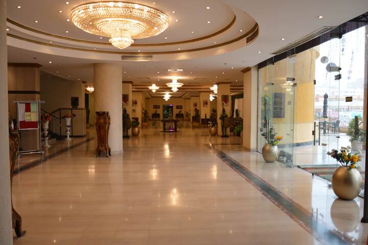 Hotel 3 of 43