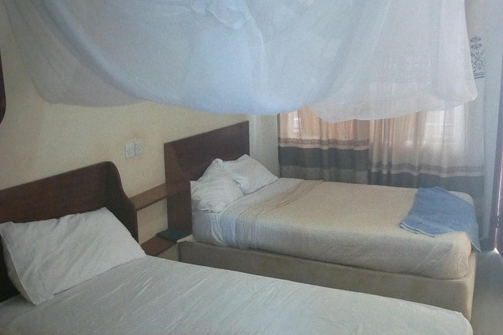 Room 5 of 26