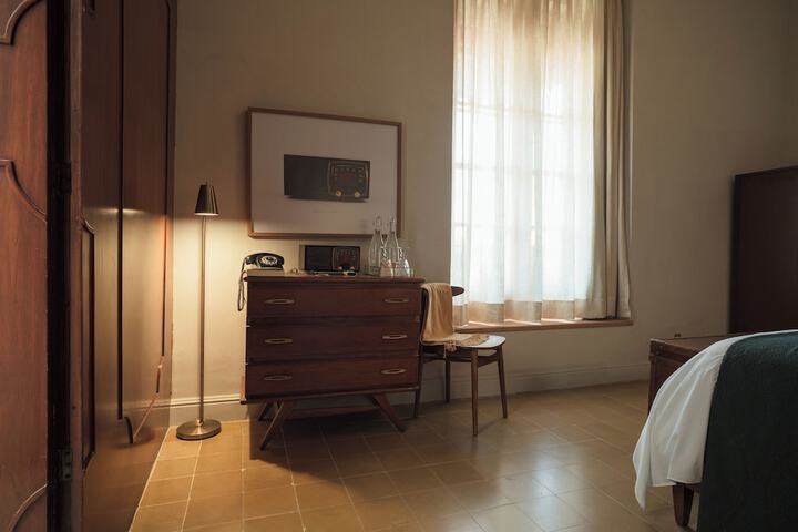 Room 71 of 222