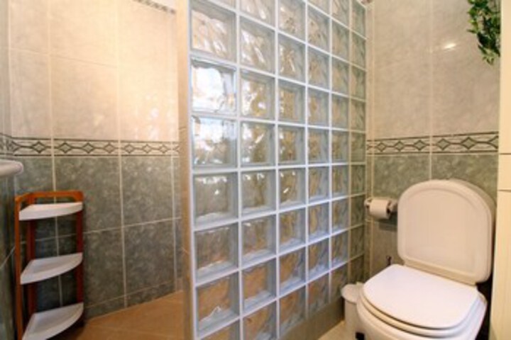 Room 2 of 15
