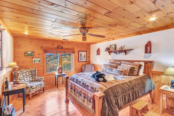 Room 3 of 21