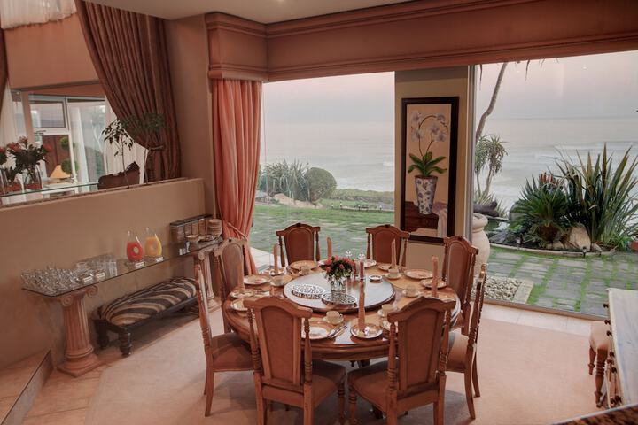 Dining Photos