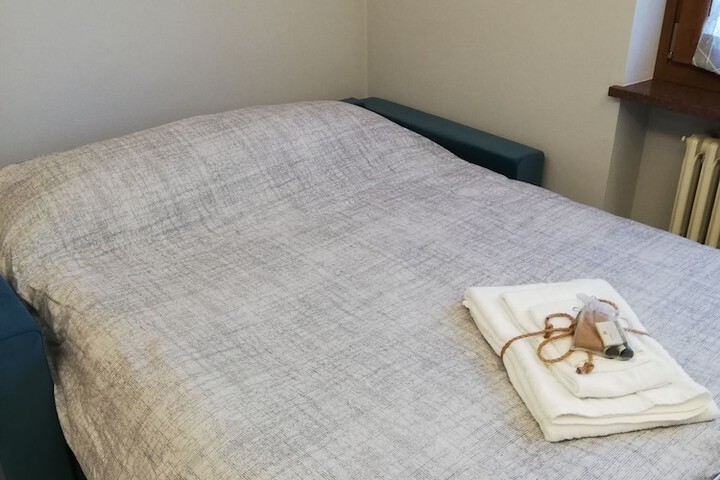Room 12 of 39
