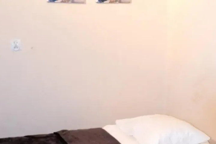 Room 18 of 20