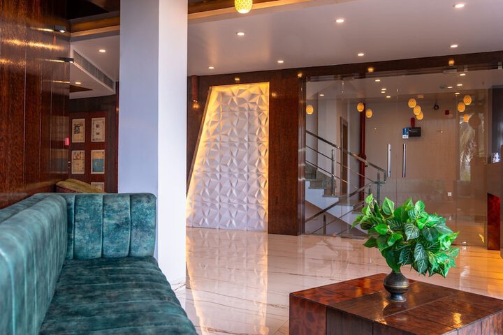 Hotel Interior 6 of 58