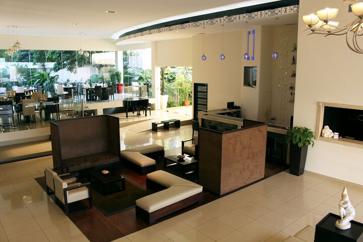 Hotel Interior 4 of 85