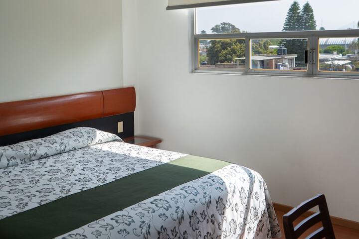 Room 8 of 41