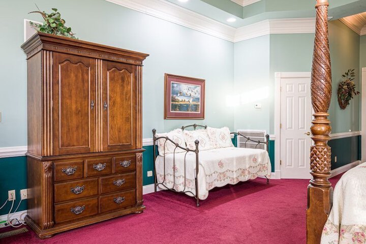 Room 31 of 108