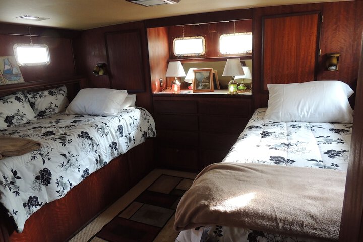 Room 8 of 15