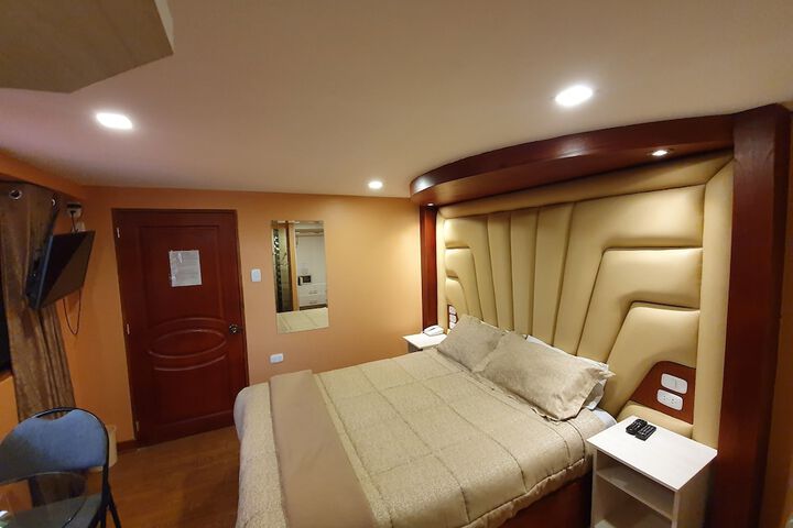 Room 36 of 83