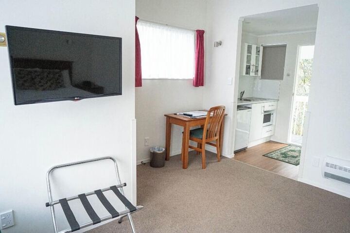 Room 18 of 36