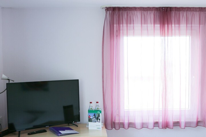 Room 3 of 17