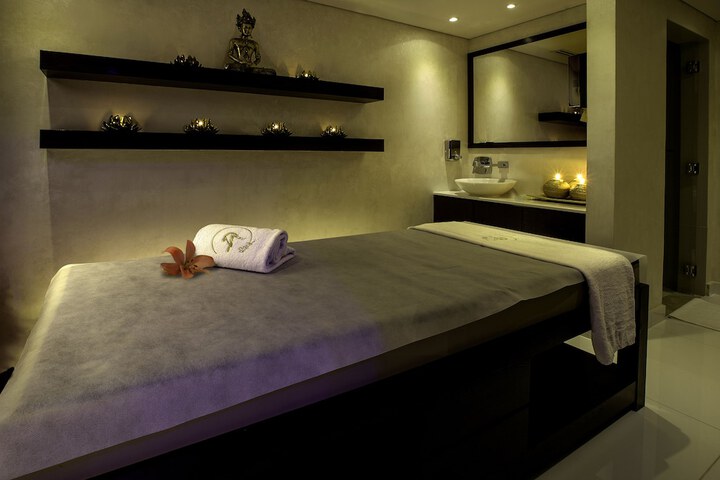 Room 36 of 60