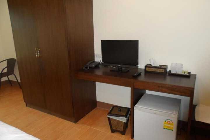 Room 26 of 68
