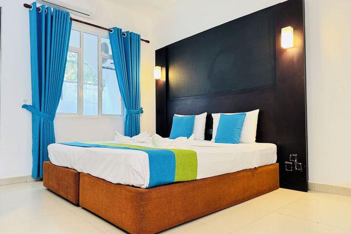 Room 6 of 23