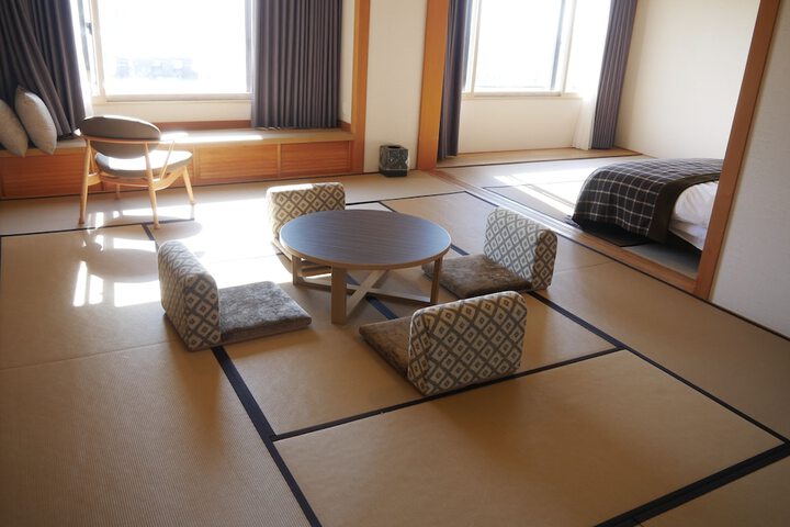 Room 13 of 110