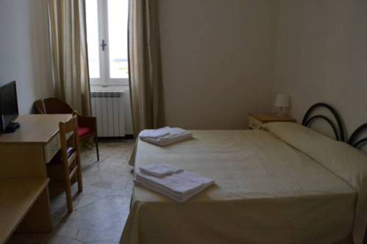Room 1 of 9