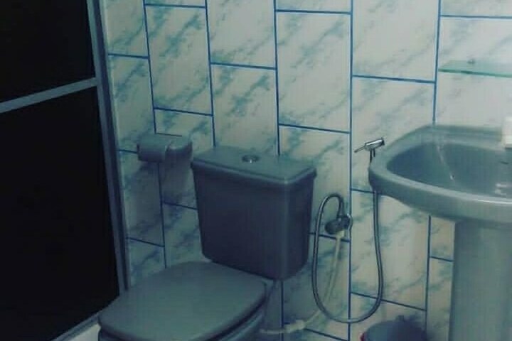 Room 5 of 14