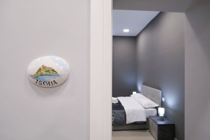 Room 5 of 60