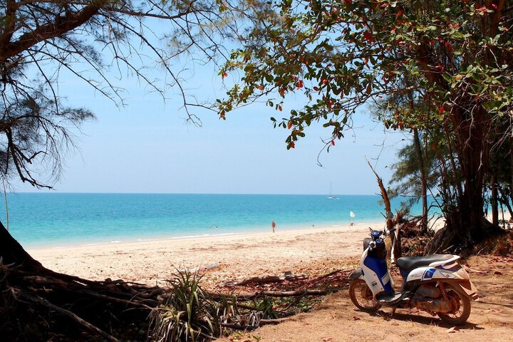 Beach 38 of 63