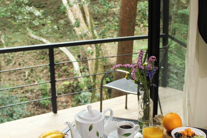 Breakfast/Coffee Service 20 of 36