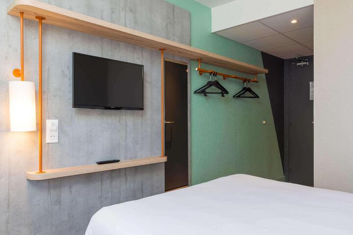 Room 88 of 99