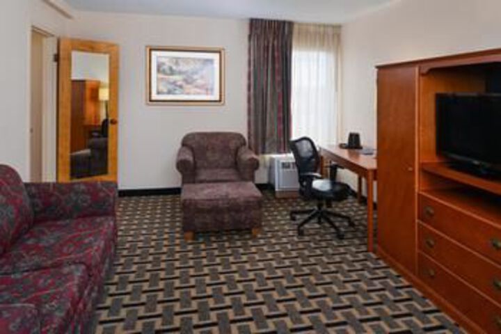 Room 10 of 46
