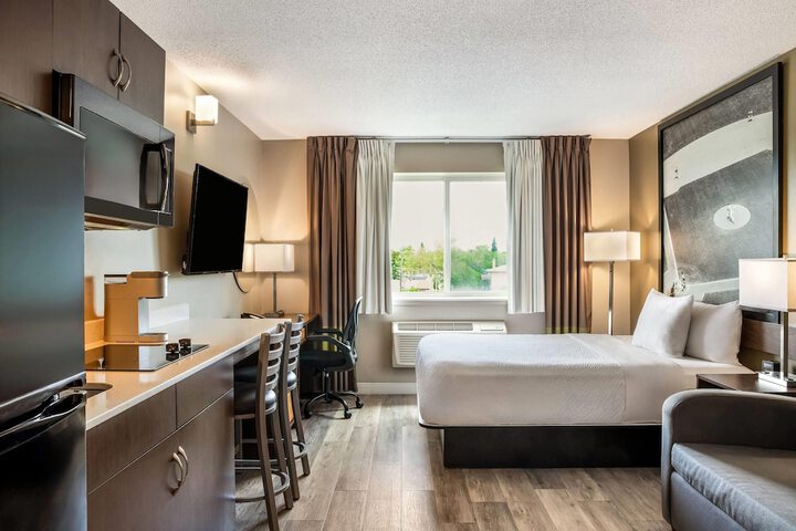 Room 21 of 54