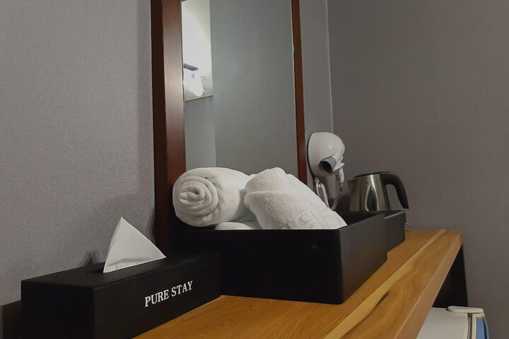 Room 17 of 21