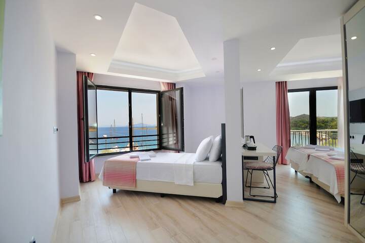 Room 4 of 69