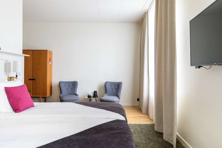Room 56 of 141