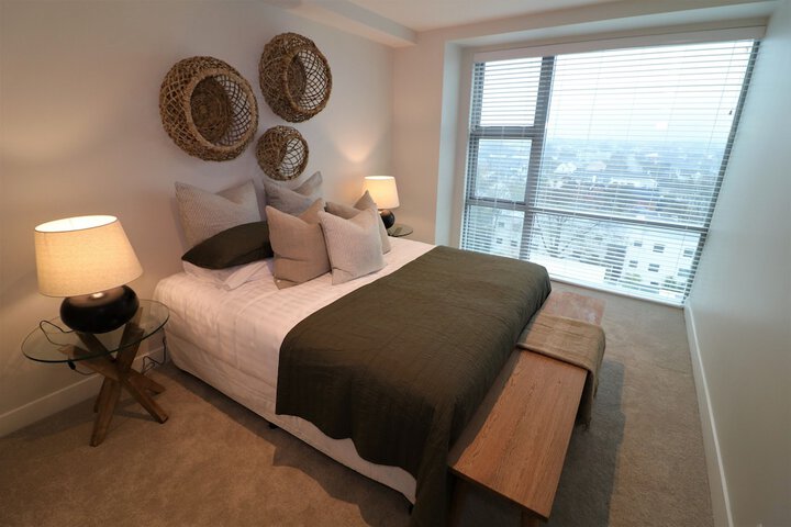 Room 18 of 79