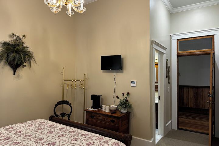 Room 13 of 47