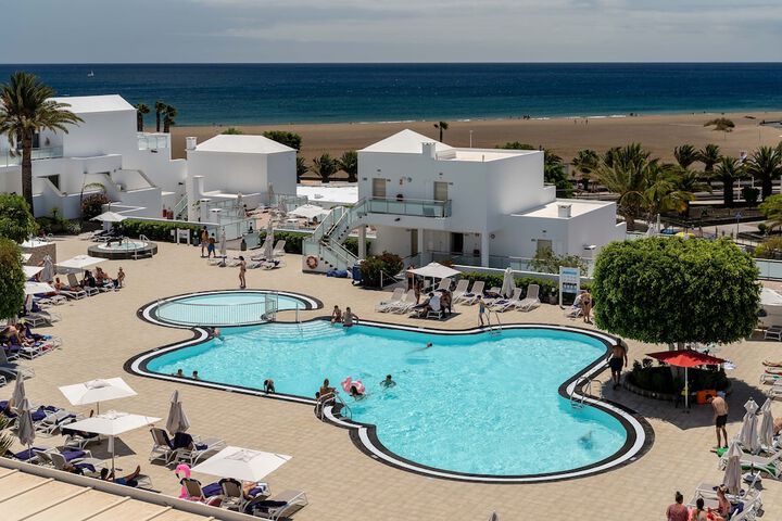 Pools & Facilities