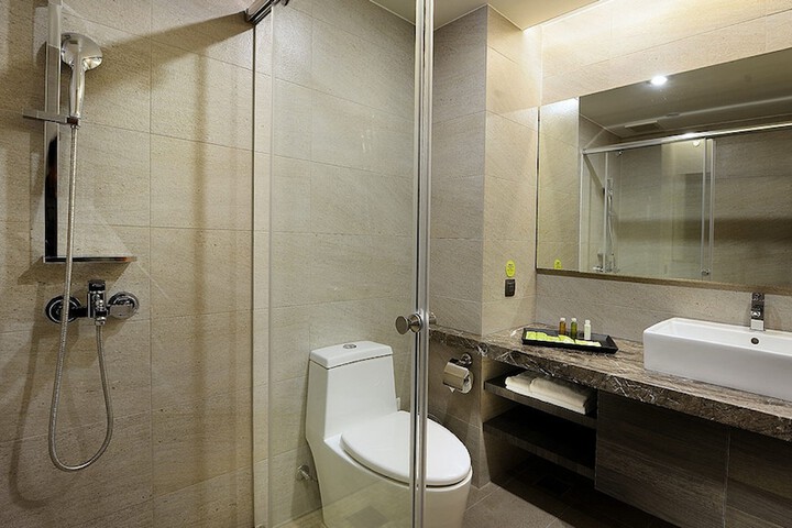 Room 9 of 58