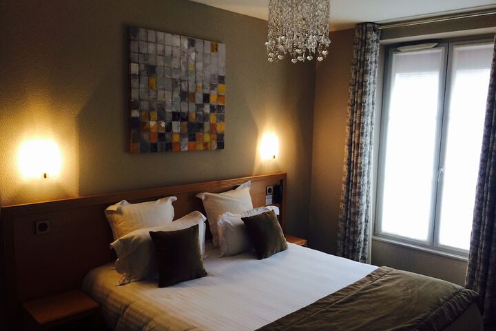 Room 3 of 38
